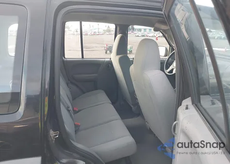 2006 Jeep Liberty Sport from USA, damaged, VIN 1J4GL48K36W211521